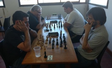 Martín Loiza se quedó con “Torneo Amistad”  de la Escuela Municipal de Ajedrez