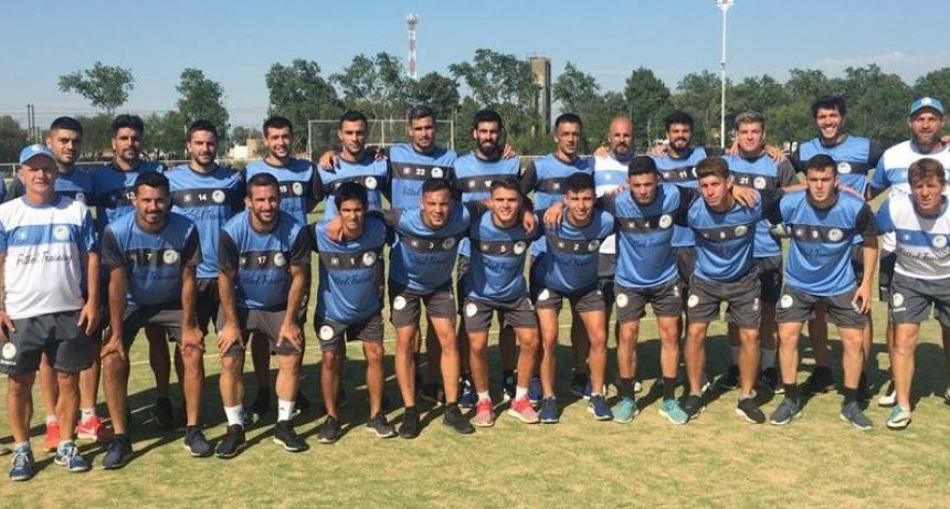 Club Ciudad de Bolívar de pretemporada en Saladillo 
