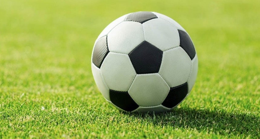 Fútbol: Semifinales de Primera y Segunda División