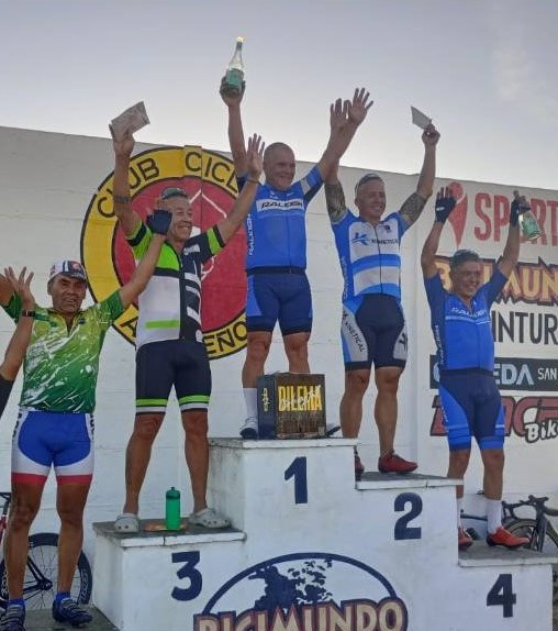 Ciclismo: Segundo lugar para Juan C. Funes en la nocturna de Azul