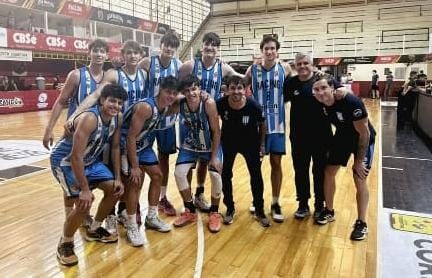 Basquet: Cierre de gira con un triunfo para los pibes de Racing de Chivilcoy  