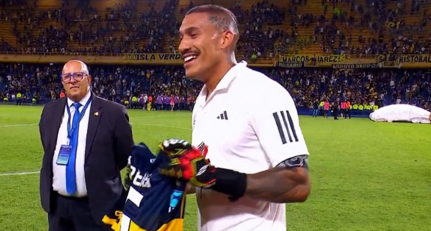 Nacho Arce reveló la peculiar estrategia que utilizó para quedarse con la camiseta de Paredes: el recuerdo de su paso en la Selección