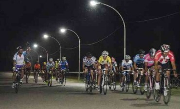 Juan Manuel Manzor gan&oacute; en la nocturna de Azul