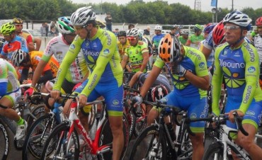 El equipo de Francisco Poger fue campe&oacute;n en Uruguay