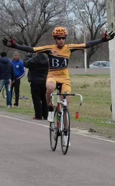 Medalla de Bronce para Emmanuel Tolosa en el Argentino de Ruta