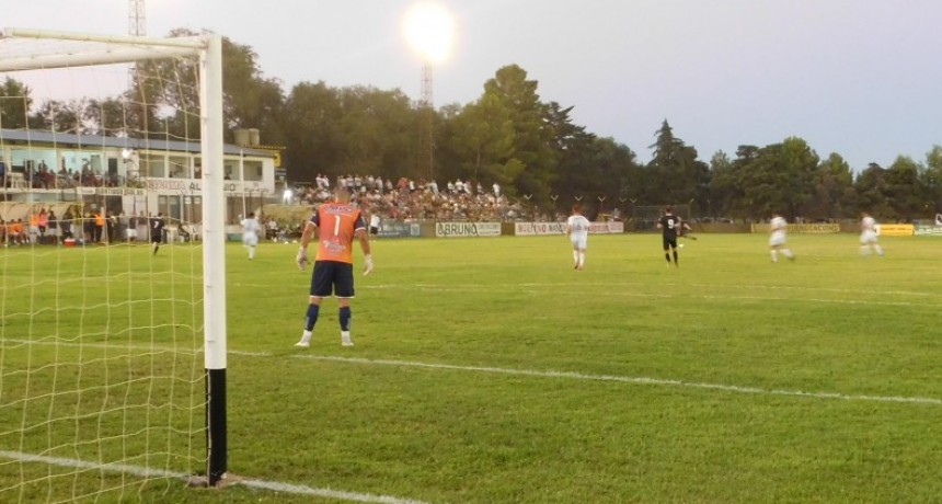 Huracán no pudo revertir un gol tempranero ante Racing