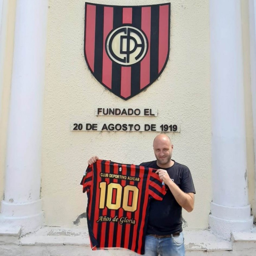Martín Rojas dirigirá la primera de Deportivo Alvear