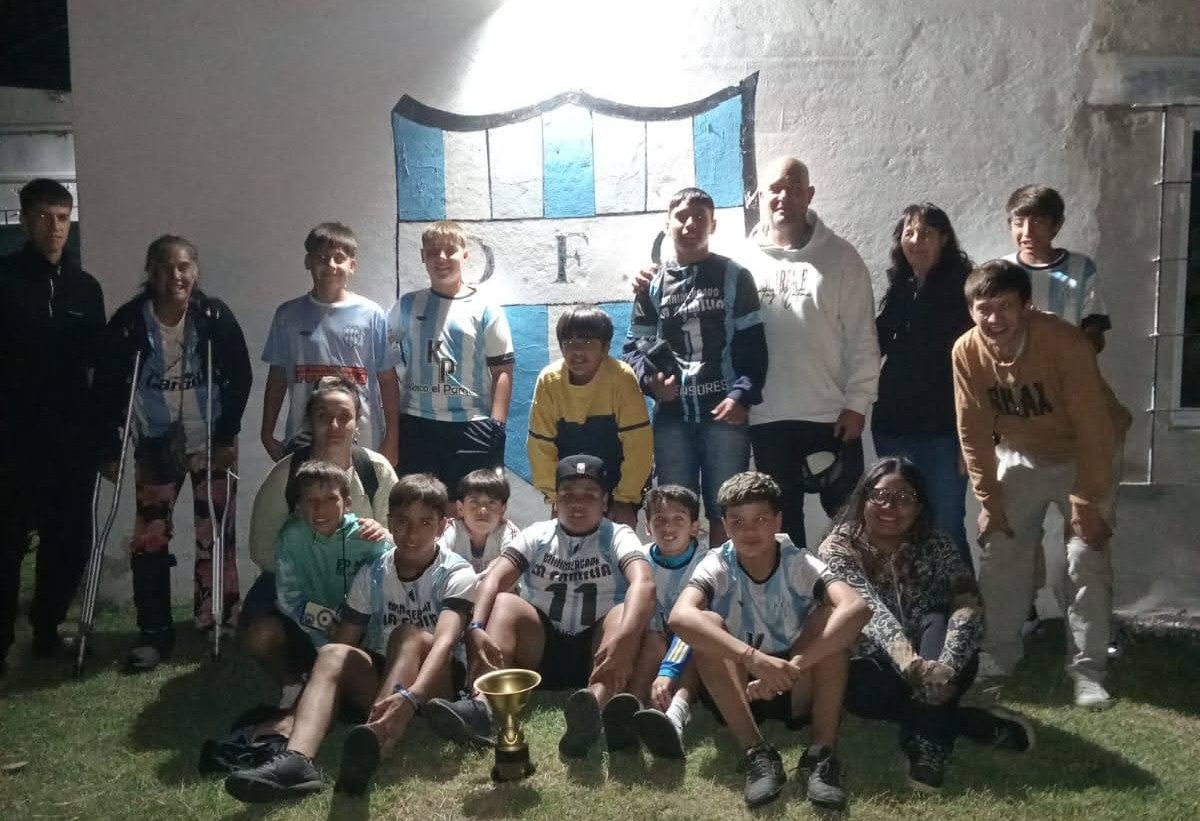 Defensores DC campeones Sub13 Copa de Bronce 