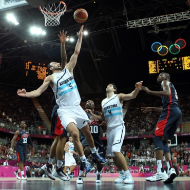 Gin&oacute;bili acepta ser parte de la selecci&oacute;n argentina en Rio 2016