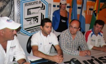 Salom&oacute;n recibi&oacute; a los promotores del Turismo Nacional