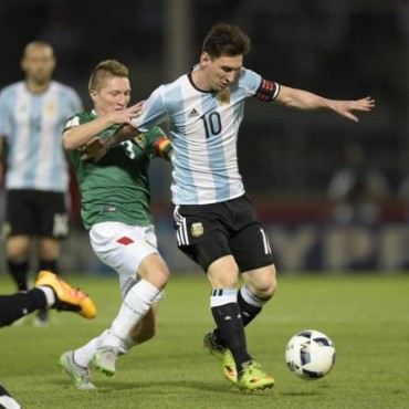 Argentina venci&oacute; a Bolivia y lleg&oacute; a puestos de clasificaci&oacute;n