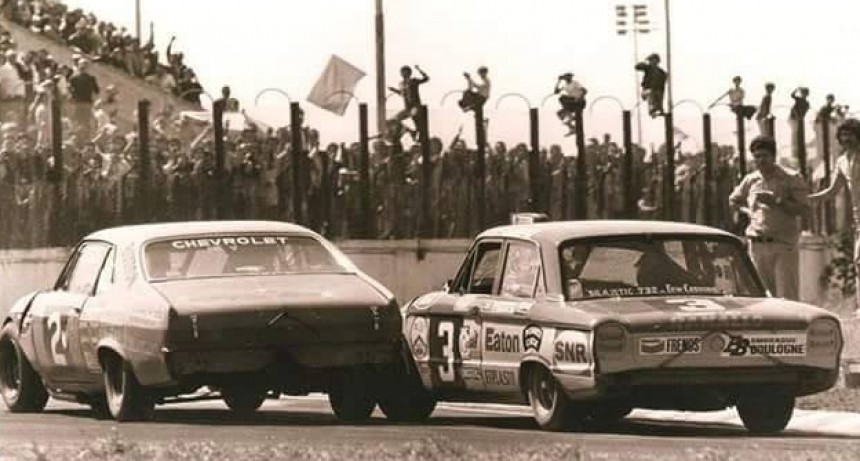 Deportes en el Recuerdo: La lucha Mouras - Traverso en Bs As 1977