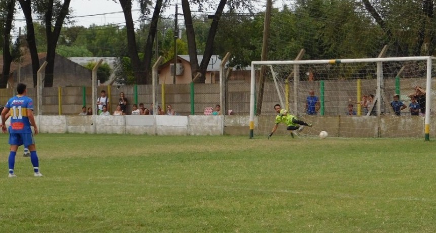 Igualdad entre Urso y Defensores en Primera División