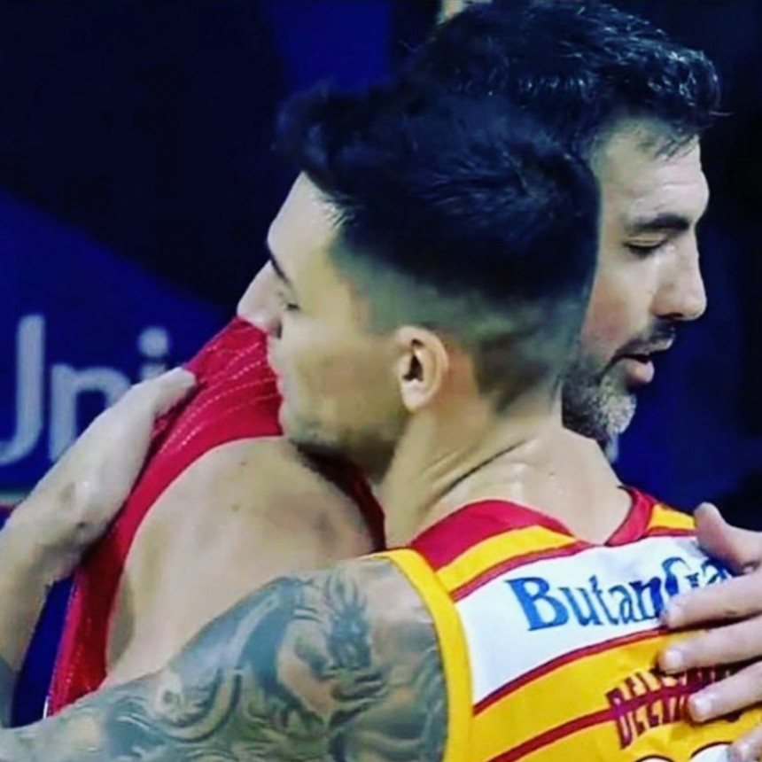 Scola con el Varese se quedó con el duelo ante Delfino del Pesaro