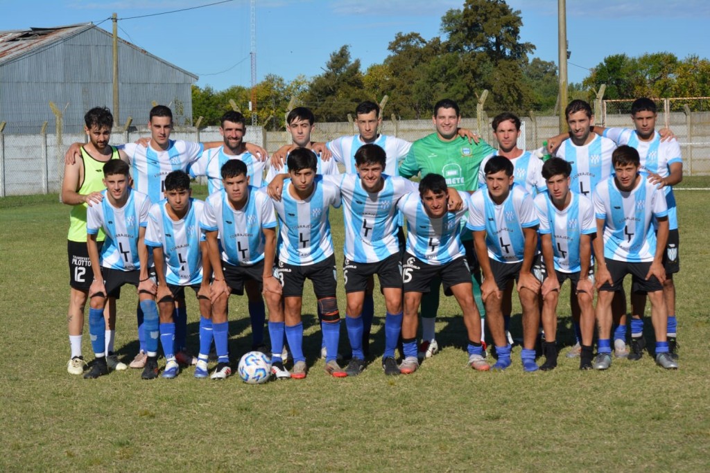 F&uacute;tbol: Defensores de Del Carril le gan&oacute; a Alvear FC en primera divisi&oacute;n 