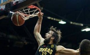 Gran triunfo de Obras ante Boca con 10 de Marcos Del&iacute;a