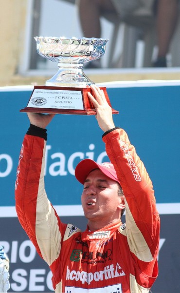 Juan Mart&iacute;n Bruno va por la punta del campeonato a Concordia