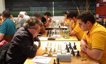 Nelson Lujan representó a Obras en torneo en Boca Juniors