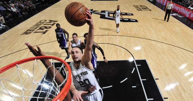 Los Spurs de Ginóbili le ganaron a los Grizzlies y se pusieron 2-0
