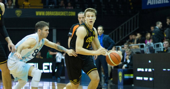 Obras logró un claro triunfo frente a La Unión 