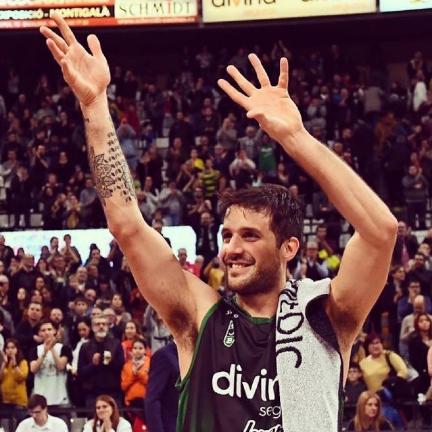 Un triple de Laprovittola sobre la bocina decide el partido  ante San Pablo