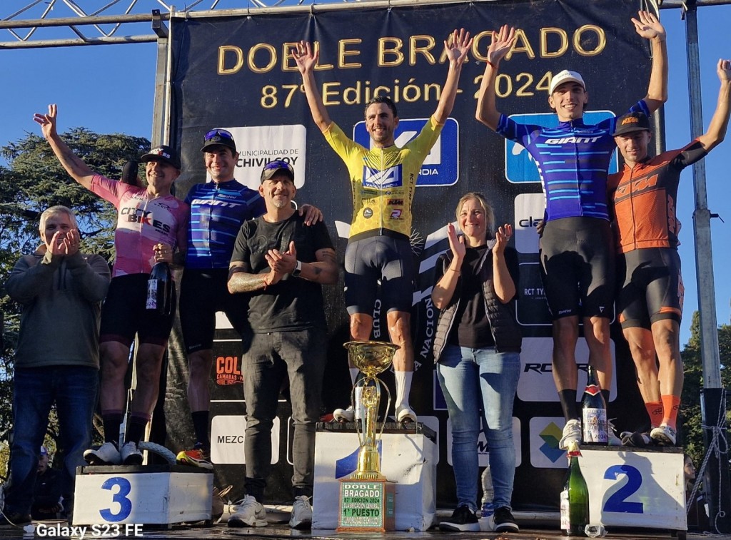 Ciclismo: Omar Salim Azzem ganó la Doble Bragado 2024 