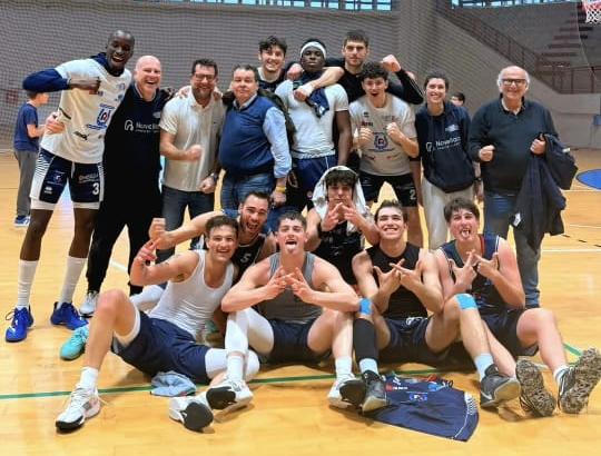 Santiago Mazza: "Regreso con Gloria"