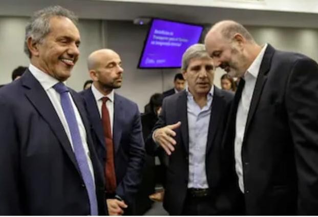 Scioli y la lengua del &ldquo;idiotes&rdquo; facho 