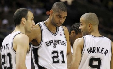 Ginobili: "tendremos que hablar un poco con Tim, que parece estar en la misma cornisa que yo. Veremos para d&oacute;nde sopla el viento&hellip;"