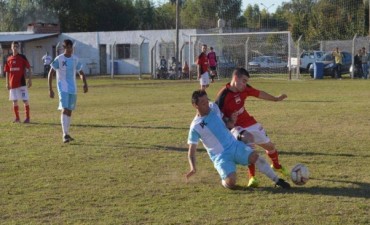 Otro batacazo de Defensores de Del Carril, le gan&oacute; a Lola 2 a 1 