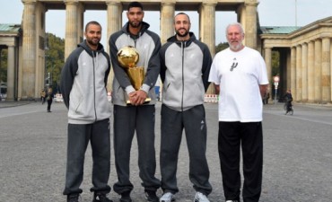 Los Spurs ya preparan los contratos para Duncan y Gin&oacute;bili y mantener "a la banda unida"