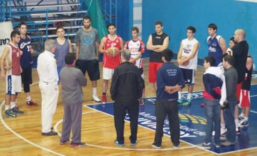 Selecci&oacute;n de Mayores jug&oacute; ante Ramos Law Tennis