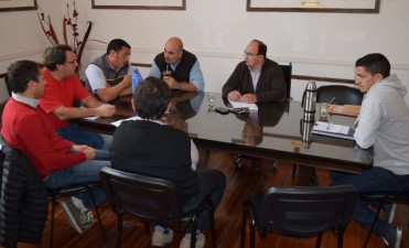 Salomón y Méndez recibieron a las comisiones del club Ciudad y del Saladillo Hockey