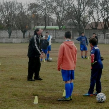 Se dict&oacute; Capacitaci&oacute;n de F&uacute;tbol Infanto Juvenil 
