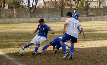 Defensores de Del Carril y La Lola semifinalistas en primera divisi&oacute;n