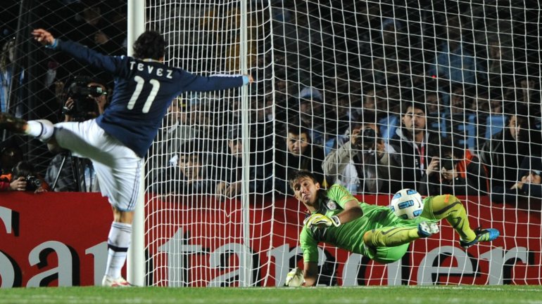 &iquest;Carlos Tevez se queda afuera de la Copa Am&eacute;rica por primera vez en su carrera?