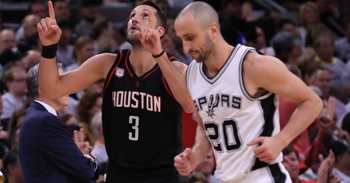 Ginóbili cumplió pero los Spurs fueron arrasados por los Rockets