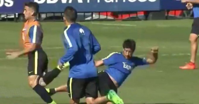 Guillermo echó a Pablo Pérez por brutal patada a compañero