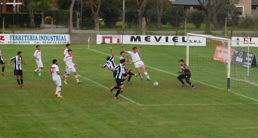 Atucha único líder del Torneo de Primera División 