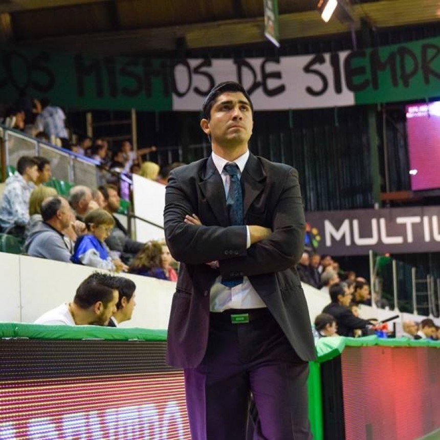 Martín Villagrán, elegido como Mejor Entrenador del Año