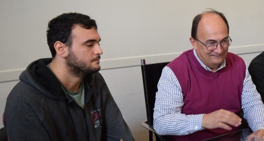 El jugador Diego Poggi fue recibido por el Intendente