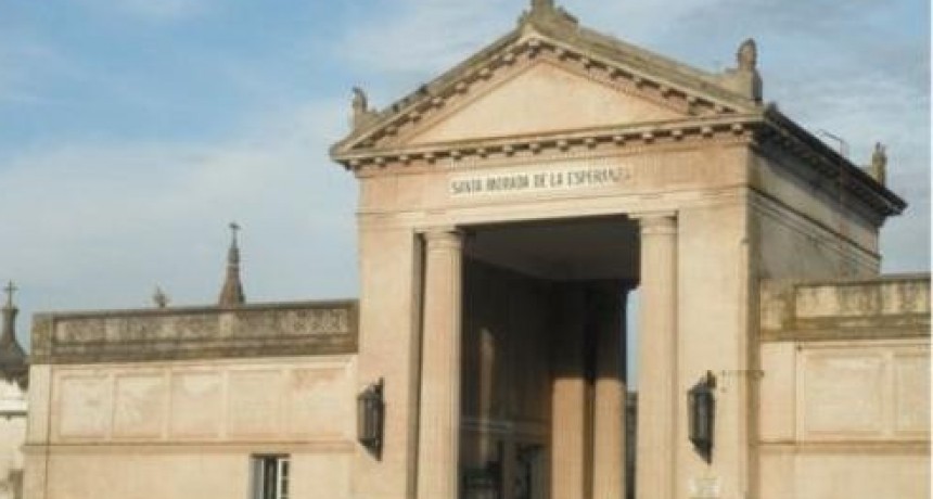 SALADILLO: EL CEMENTERIO ABRE SUS PUERTAS A LA COMUNIDAD