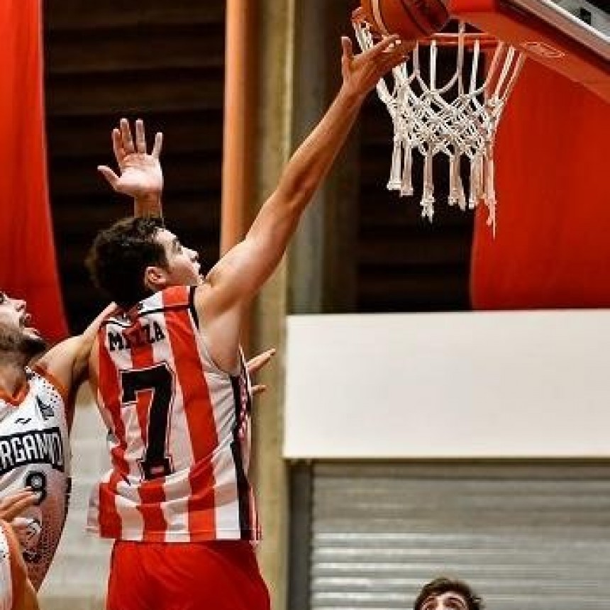 Estudiantes LP ganó por el Torneo Federal de Básquet