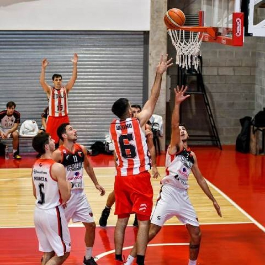 Estudiantes se quedó con el duelo ante Colon por el Federal