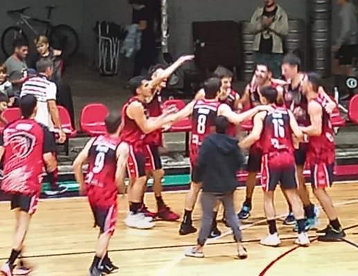 Básquet Federal: Estudiantes adentro, Colon ganó y define hoy domingo