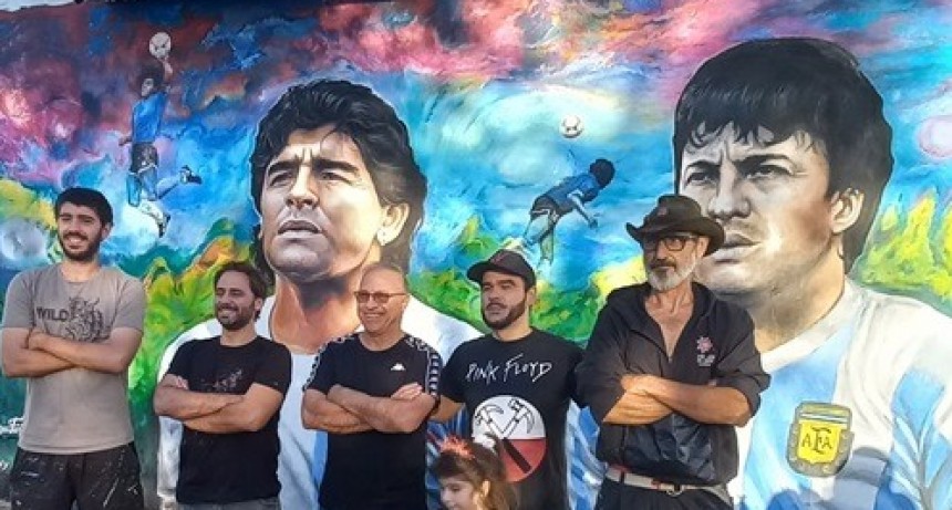 En Argentino: Presentaron el mural a Diego Maradona y Vasco Olarticoechea 