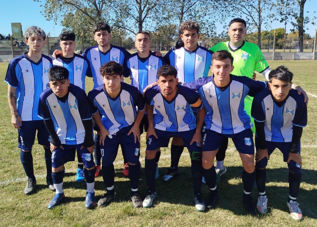 F&uacute;tbol: Argentino se lo igual&oacute; a Defensores de Atucha con ocho jugadores