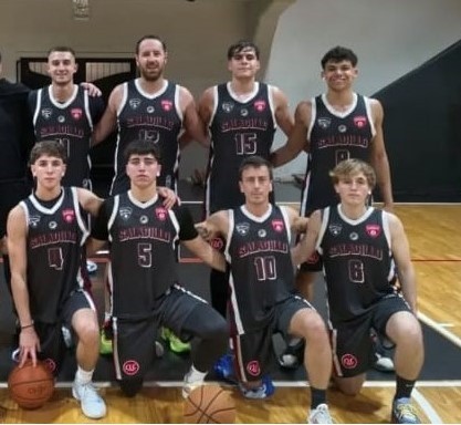 B&aacute;squet: Triunfo del 