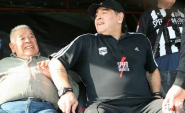 Maradona: "Si el pr&iacute;ncipe Ali gana, tengo muchas chances de ser vice de FIFA"