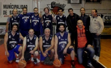 Saladillo perdi&oacute; ante Racing 52 a 45 por el torneo de Maxibasquet